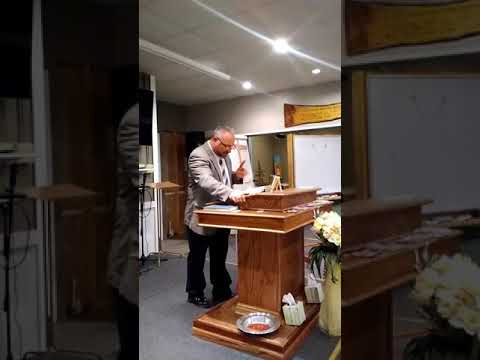 Exodus 28:31-43 The Robe
