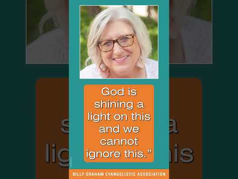 How Chicken Nuggets Built a 1.6M+ Facebook Community