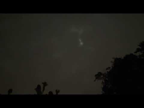 Day 227~ August 15~ Nehemiah 9:22-10:39, 1 Corinthians 9:19-10:13,  Psalm 34:1-10, Proverbs 21:13