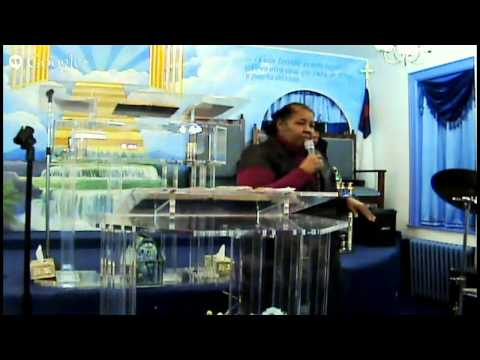 Jovenes dedicados  Daniel 1:3,4  -   Hna. Maria Lanzo.