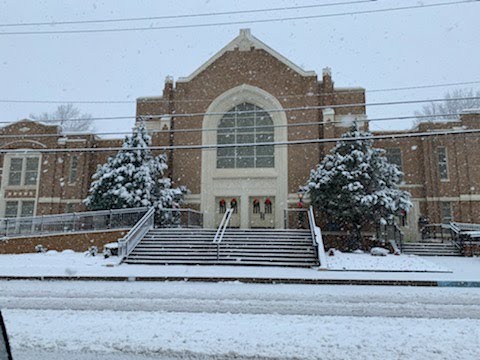 "Thankful For The Pieces" Acts 27: 22 -25, 35 & 36, 43 & 44. Sunday January 3, 2021