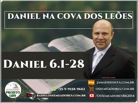 Daniel 6:1-28 - DANIEL NA COVA DOS LEÕE