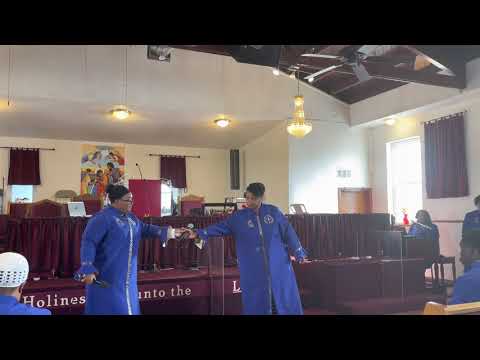 Sunday Evening Services Rev. Dr. Maurice Scott Sermon: “Too Busy” Scripture: St. Luke 10:30-32