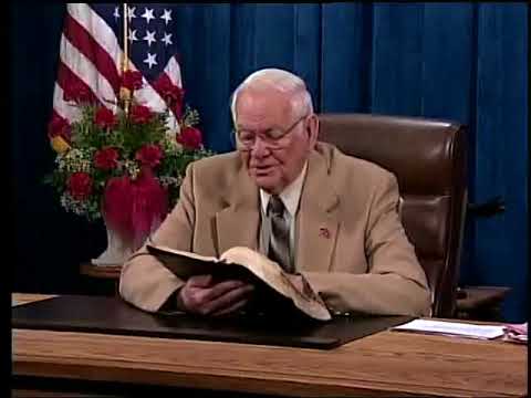 ✞ Acts 19:1 - 19:35; in-depth Bible study