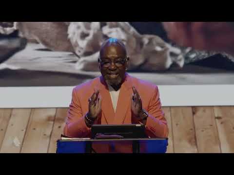 Av Lakol (The Father of us All)