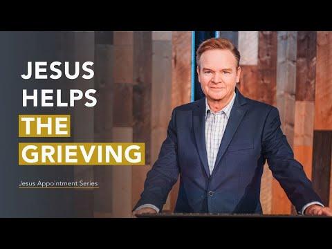 Jesus Helps the Grieving. - John 11:17-44