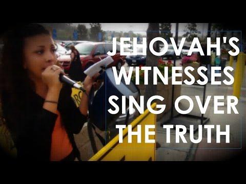 Jehovah's Witnesses Sing Over the Truth | District Convention | Matthew 19:29
