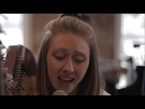 I Delight (Psalm 119:9-16) | Rob & Beth [The Upper Room Session]