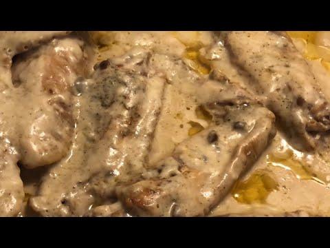 Delicious SMOTHERED TURKEY WINGS | Proverbs 31:15