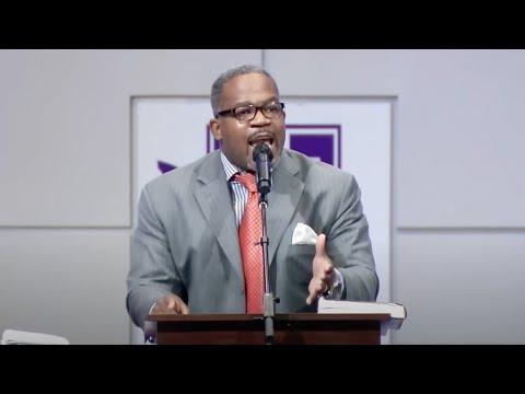 Moses' Bush On Fire (Exodus 2:1-2) - Rev. Thomas Davis