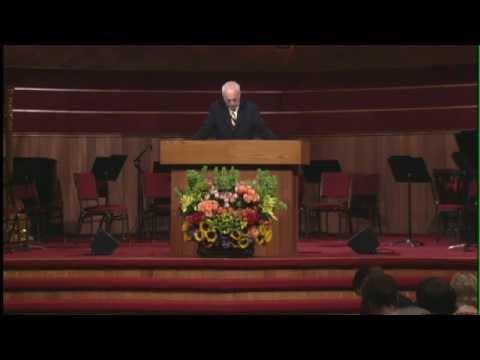 Characters on the Road to the Cross, Part 1 (Luke 23:26-33) John MacArthur